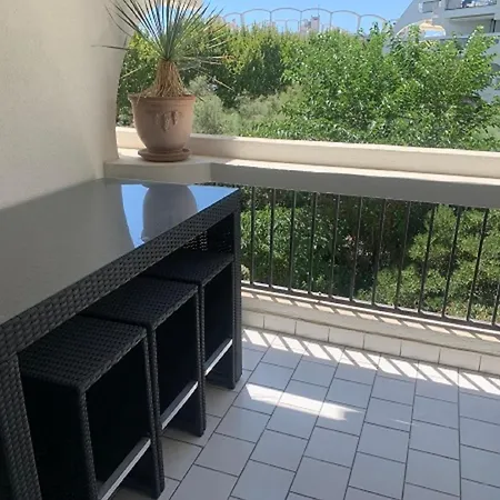 Vittoria Immobilier 2 -reglement Sur Place - Cheques Acceptes