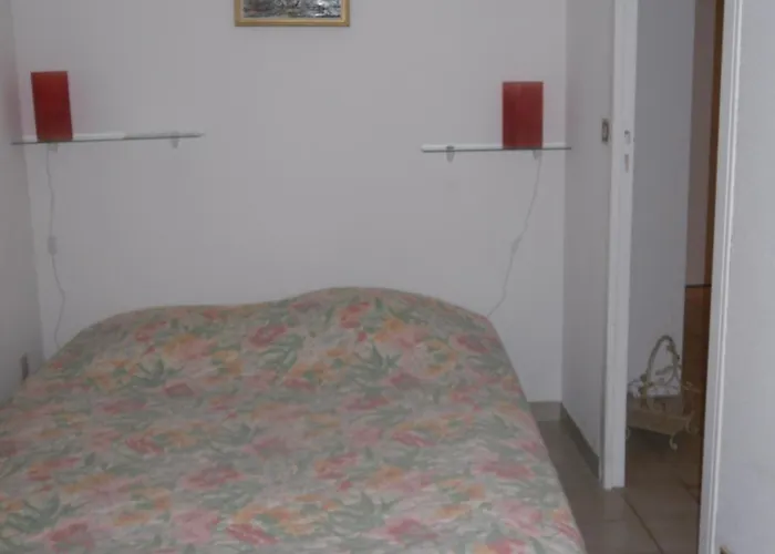 Vittoria Immobilier 2 -reglement Sur Place - Cheques Acceptes Lejlighed *