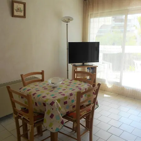 Vittoria Immobilier 2 -reglement Sur Place - Cheques Acceptes Apartmán *