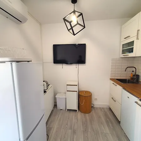 Vittoria Immobilier 2 -reglement Sur Place - Cheques Acceptes *