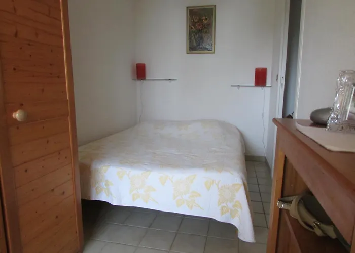 Vittoria Immobilier 2 -reglement Sur Place - Cheques Acceptes Appartamento