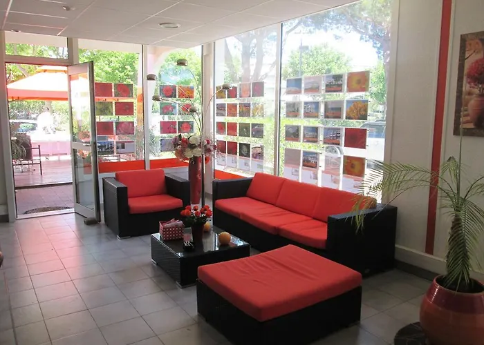 Vittoria Immobilier 2 -reglement Sur Place - Cheques Acceptes